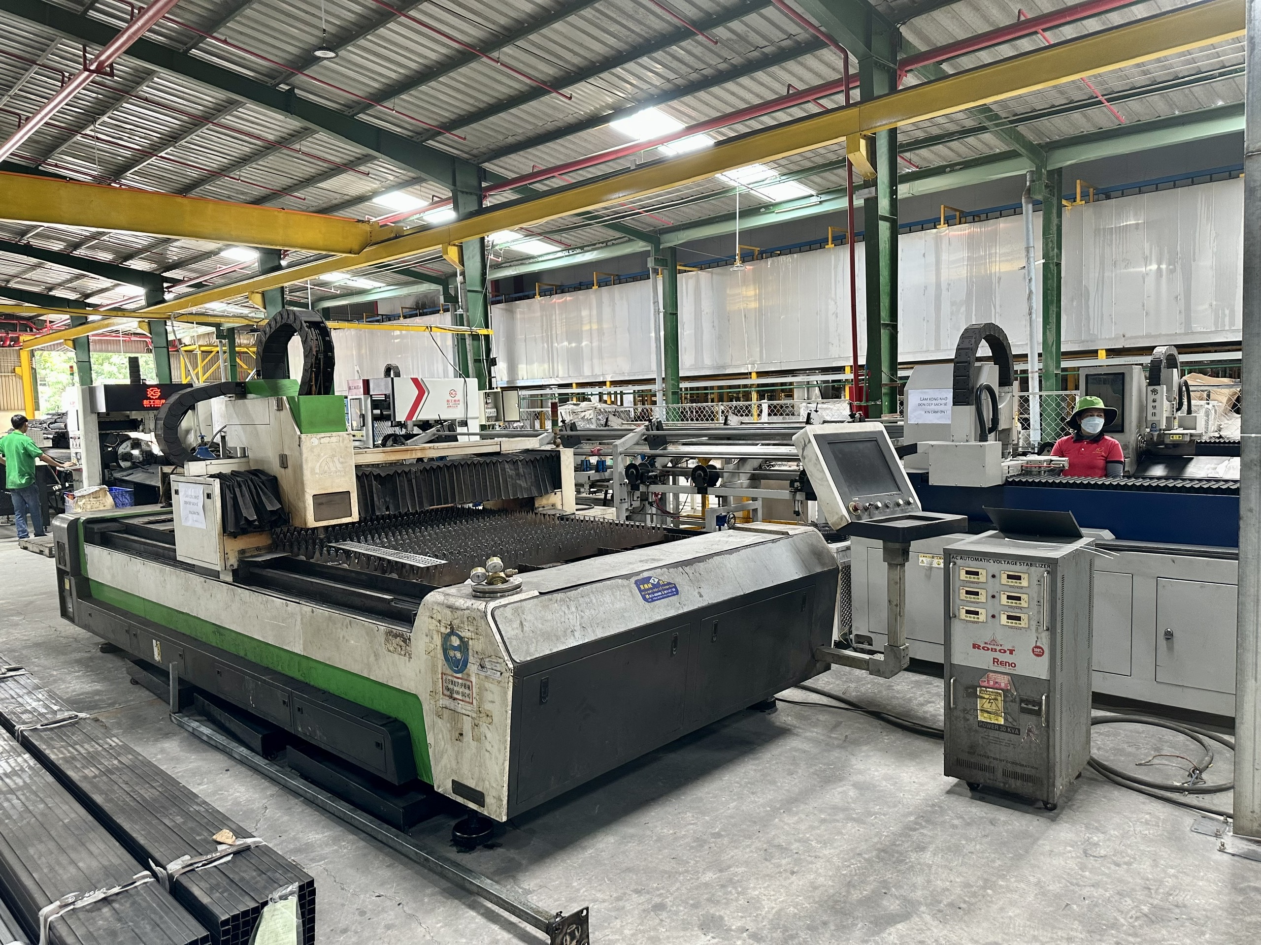 Factory machinery photo 16