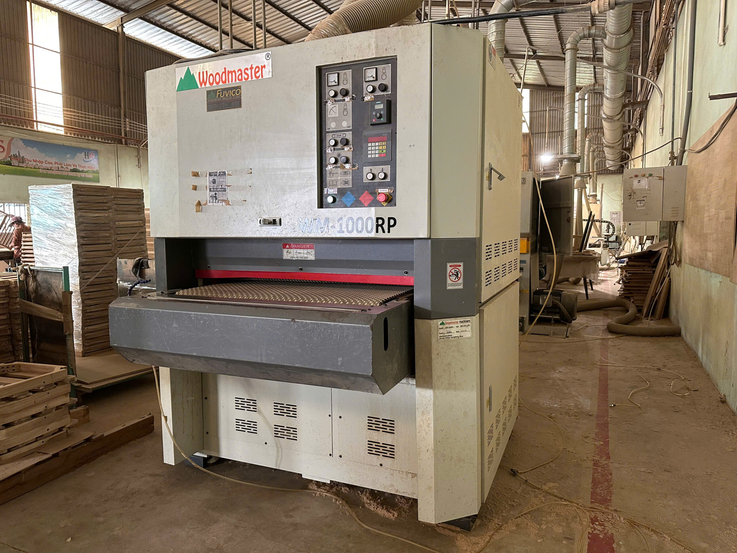Factory machinery photo 13